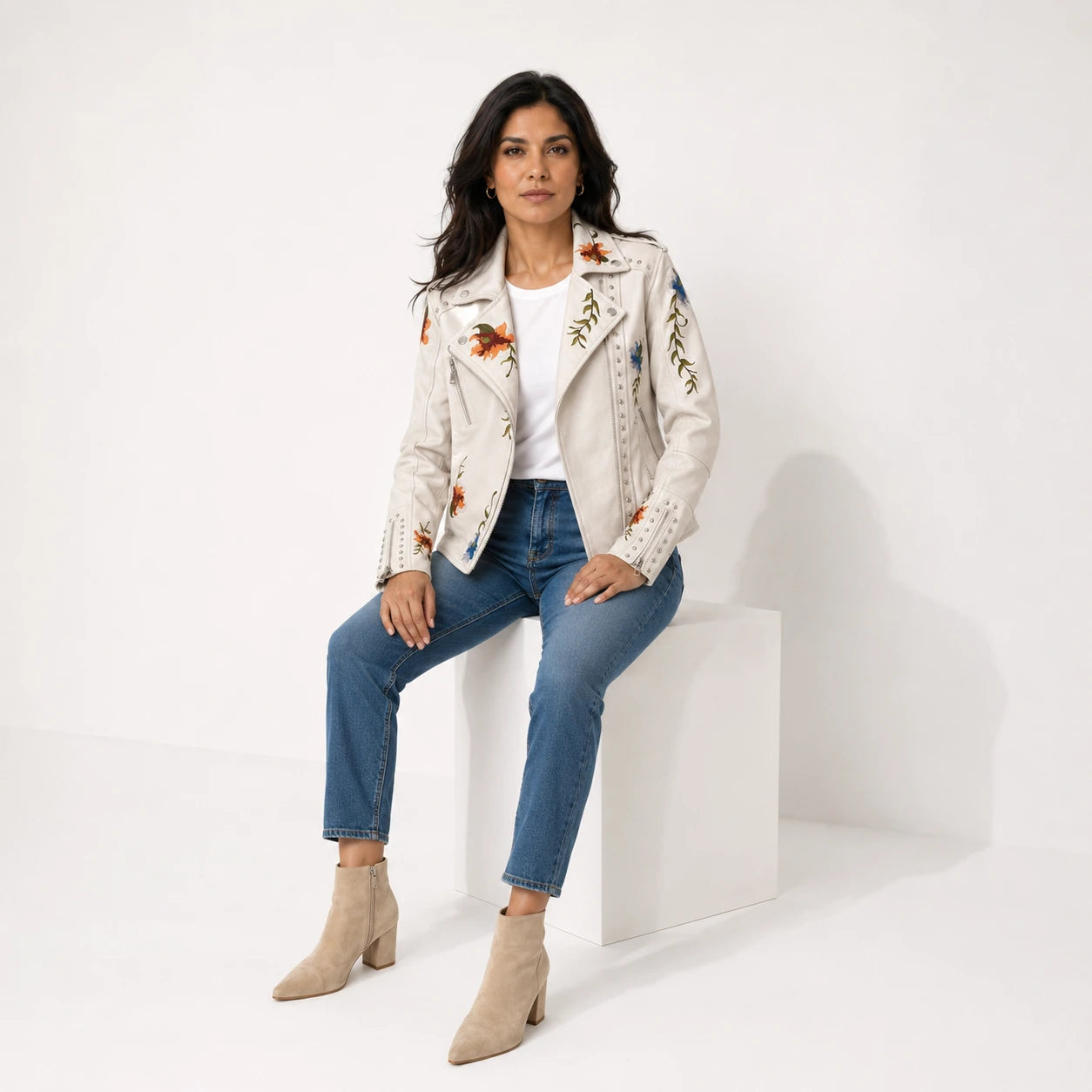 Chamarra Biker Floral Bordada