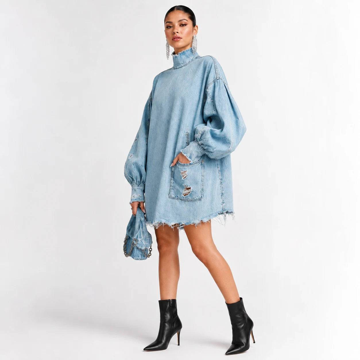 Vestido Denim Oversize de Cuello Alto