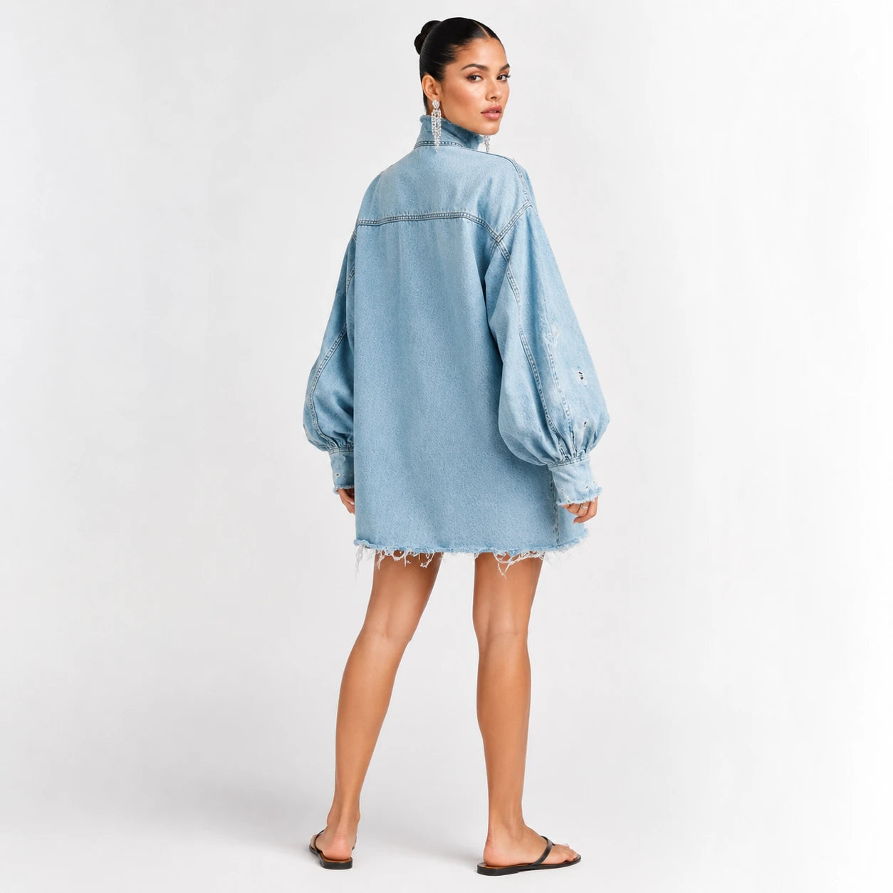 Vestido Denim Oversize de Cuello Alto